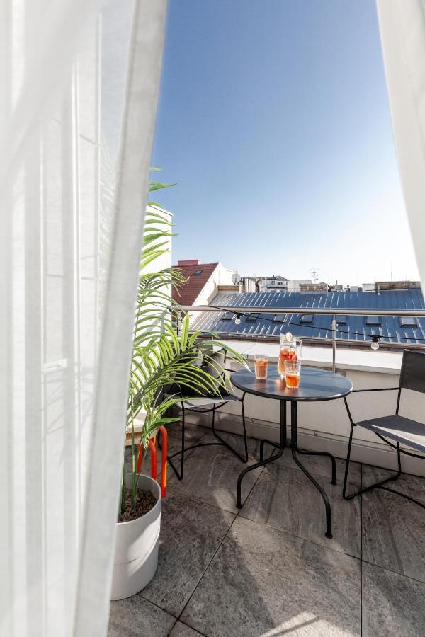 Turnkey I Central Apartment With Terrace Prague Exterior photo